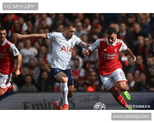 绝世巨星闪耀登场 终极足球精彩风暴